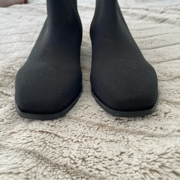Vivaia Slip-On Square-Toe Ankle Chelsea Boots (Ryan Slip-On)