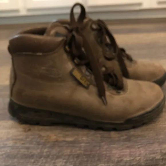 VTG Vasque Skywalk GoreTex Sundowner Hiking Boots