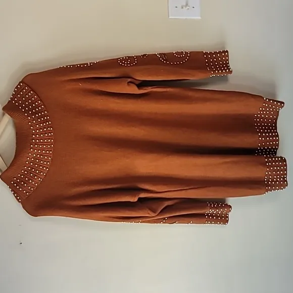 VTG Victoria Barbour Cowl Neck  Embellished Sweater SZ: L
