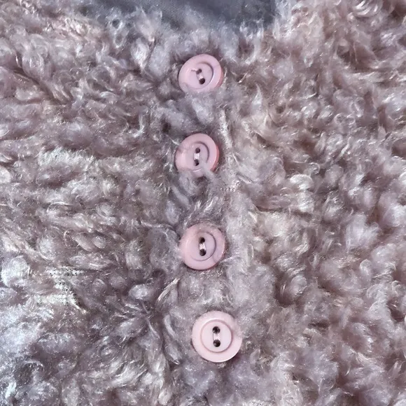 Windsor Pink PJ romper w/long sleeves,scoop neck &amp; half pink buttons Size XS