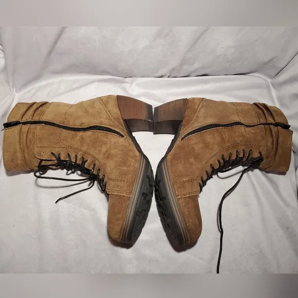 Wolky lace up suede boot dhofar size 38/7