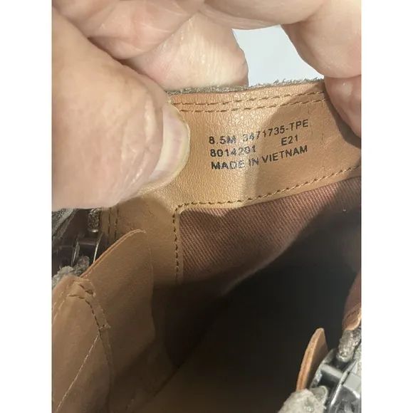 Womans Frye 8.5 M Taupe Suede Zip Ankle Western Boho Boots