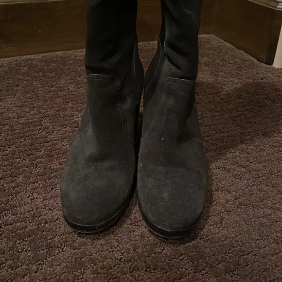 Women long suede boots