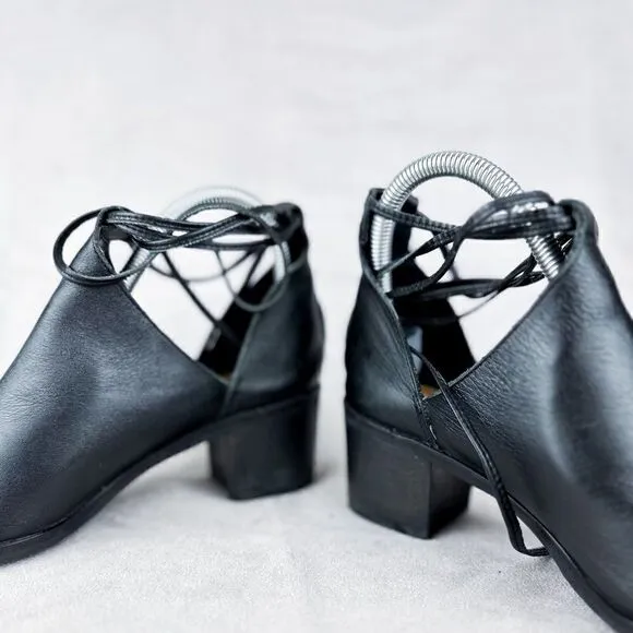 Women's Black Leather Vintage Booties, Size US 7.5M