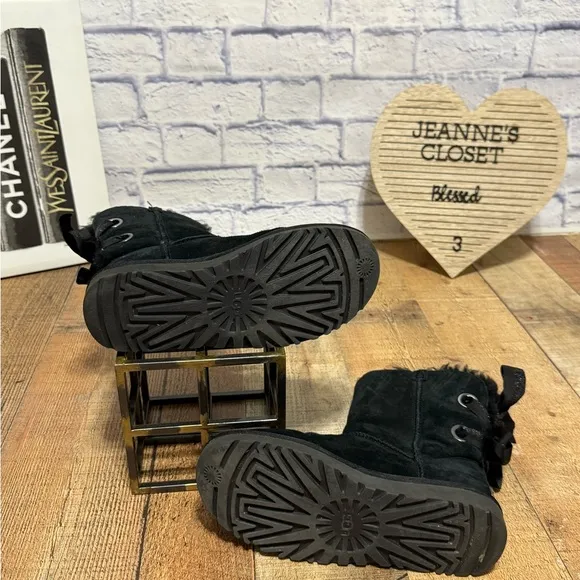 Women's Black Shearling Boots