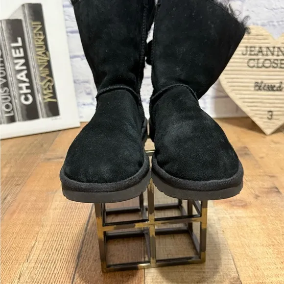 Women's Black Shearling Boots