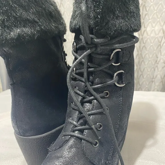 Women's Black Wedge Boots with faux fur like new