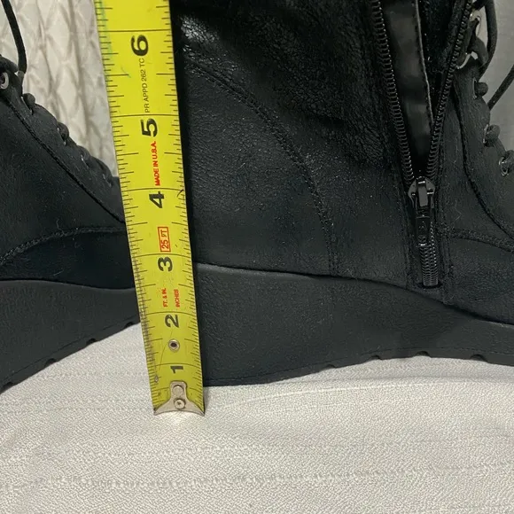 Women's Black Wedge Boots with faux fur like new
