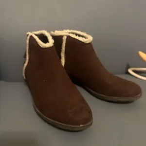 Women’s Brown Ankle Boots with Cream Trim