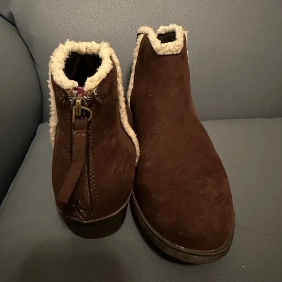 Women’s Brown Ankle Boots with Cream Trim