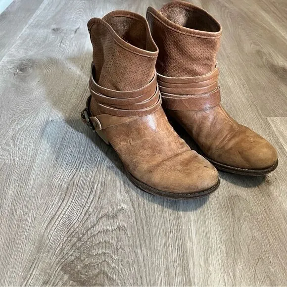 Women's Cuoio Vero Camel Brown Leather Short Boots Booties