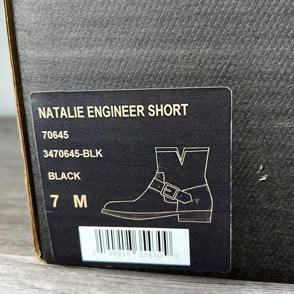 Women’s Frye Natalie engineer Short Leather Boots size 7 with box