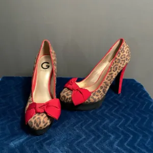 Women's Guess Heels, Size 10M, Leopard Print, Red Bow