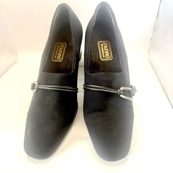 Women's Munro Brown Heels 7.5