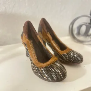 Women's  shoes by Morenatom size 8.5 B
