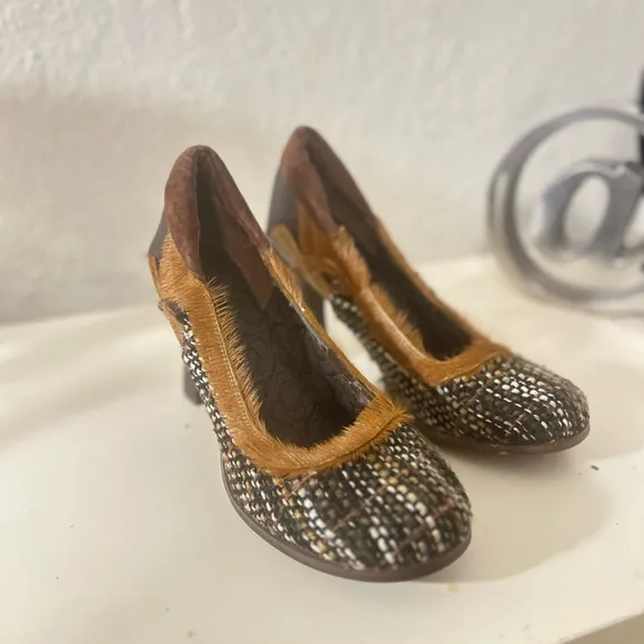 Women's  shoes by Morenatom size 8.5 B