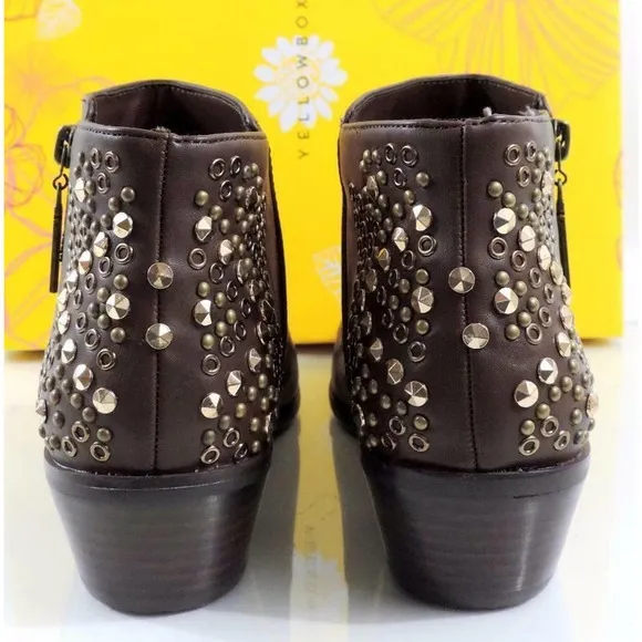 Women's Shoes Yellow Box OAK Ankle Boots Booties Studded Zip Brown Size 8.5