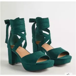 Women's Torrid Heels Size 11.5 WW Green