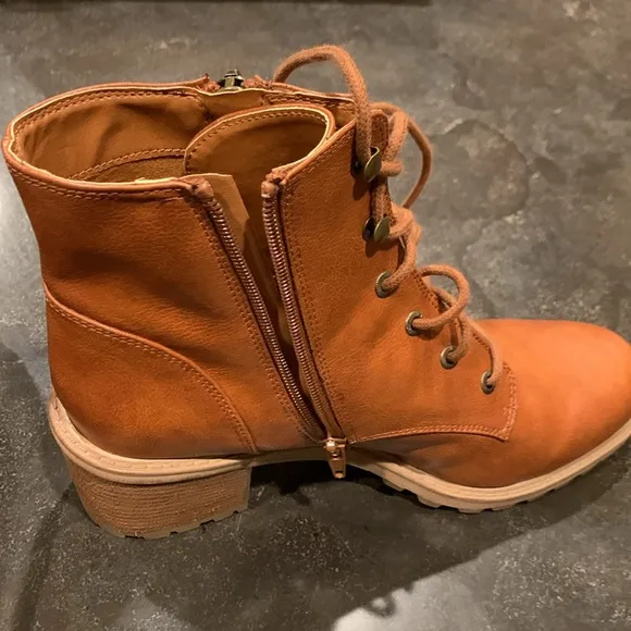 Women’s ZODIAC Cognac Boots