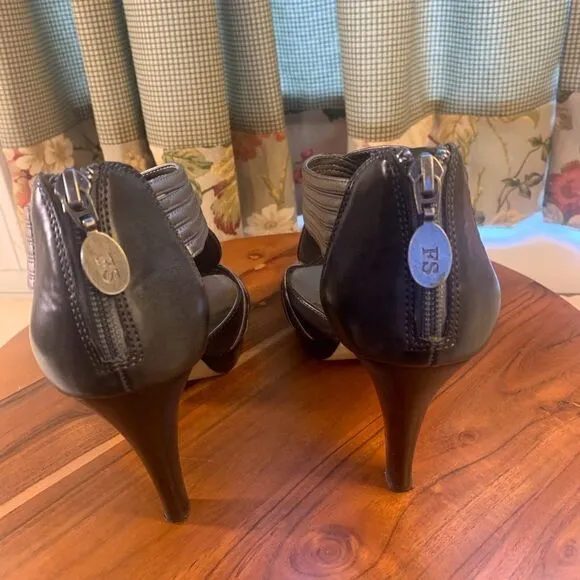 Womens Franco Sarto shoes. Inv 5382b