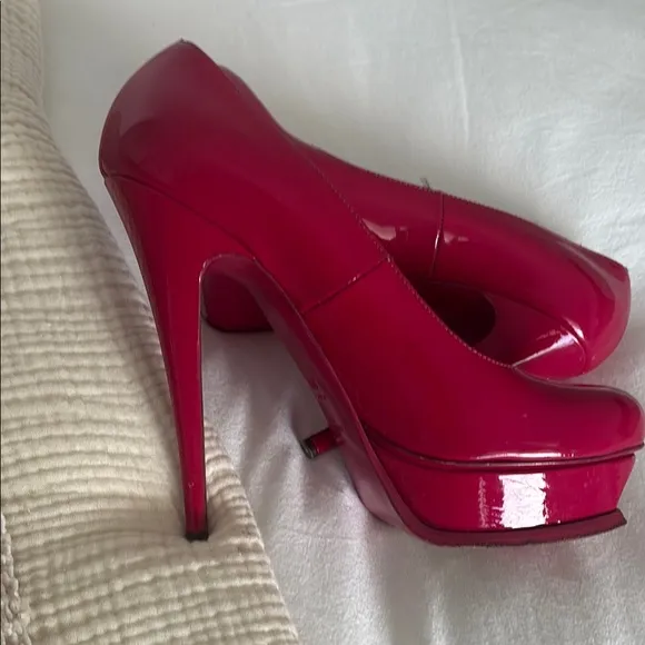 Yves Saint Laurent Women's Pink Platform Heels
