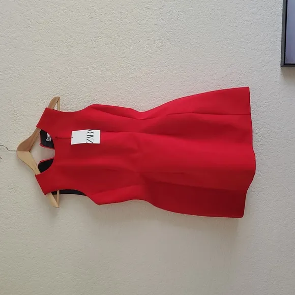Zara Voluminous short dress red size S