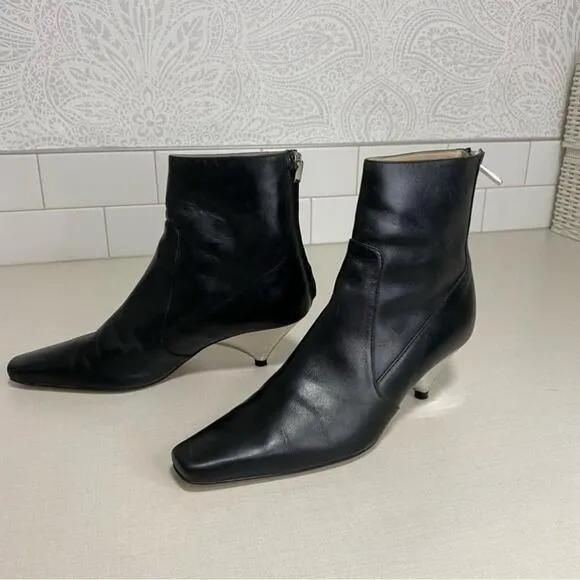 ZARA WOMAN SS LAMINATED LEATHER Triangular-shaped heel ANKLE BOOTS - Size 36