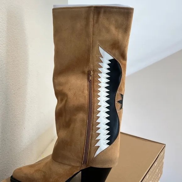 Zodiac Rowena Wings Western Boot Faux Suede‎ Caramel size 9